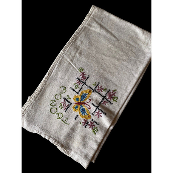 Vtg Embroidered Linen Tea Towel Monday Day of the Week Butterfly Cottagecore - Picture 1 of 7